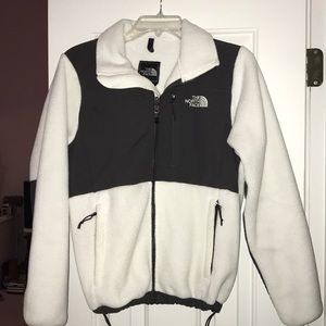 North Face Denali Women’s White Winter Jacket